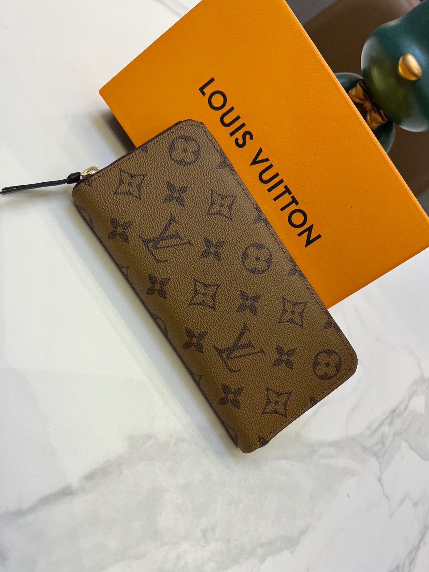 Louis new arrival Monogram Reverse wallet size : 20*9*2cm