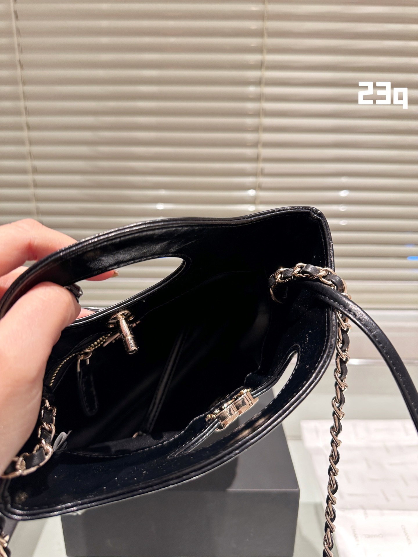 cc 31bag new arrival women bag size: 23 cm