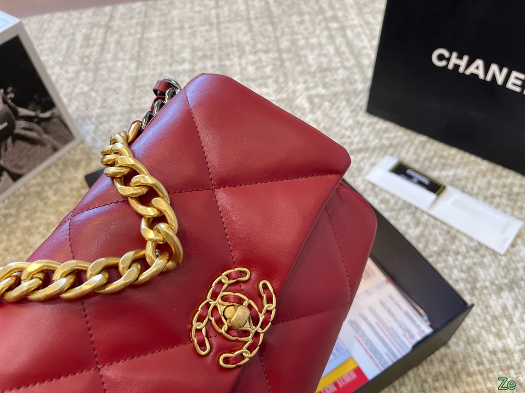 CC 19bag new arrival women bag size : 25*16 cm