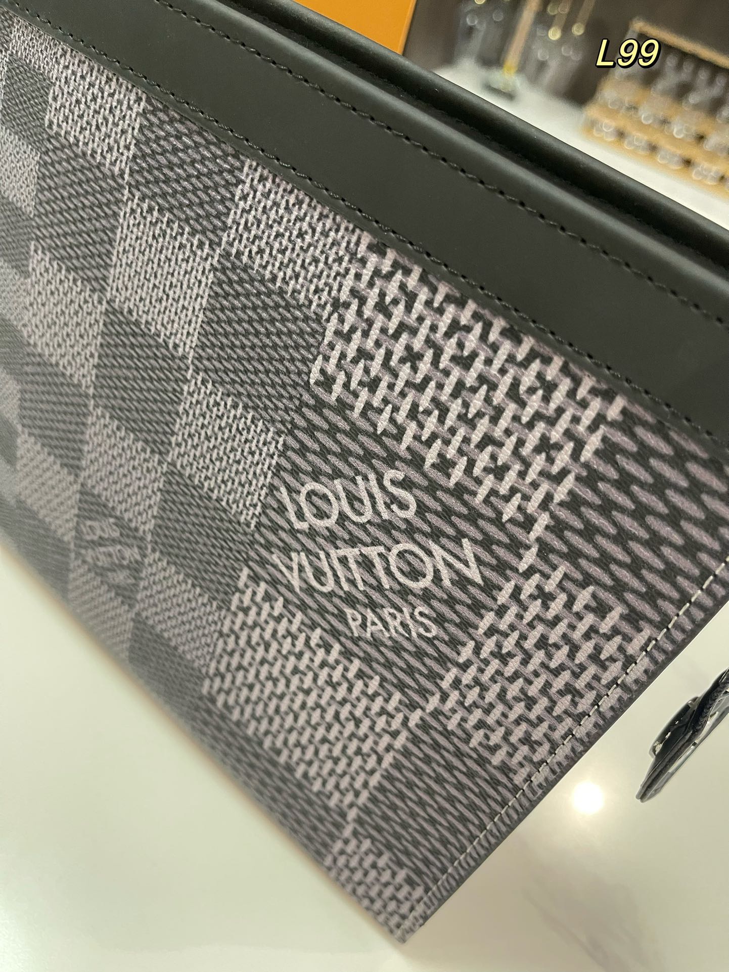 louis-toiletry-pouch-bag-size-26-20cm-8829