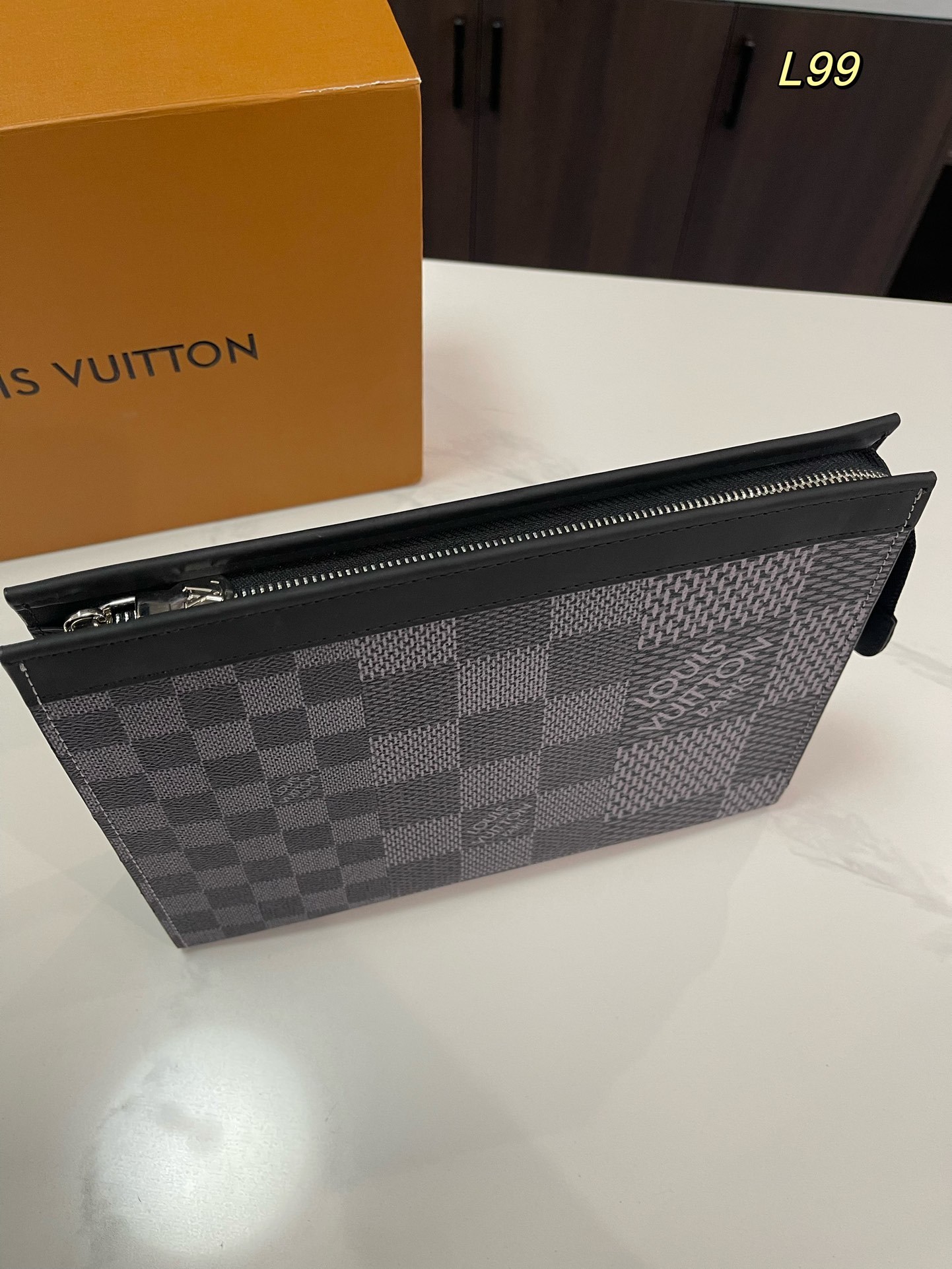 louis-toiletry-pouch-bag-size-26-20cm-8829