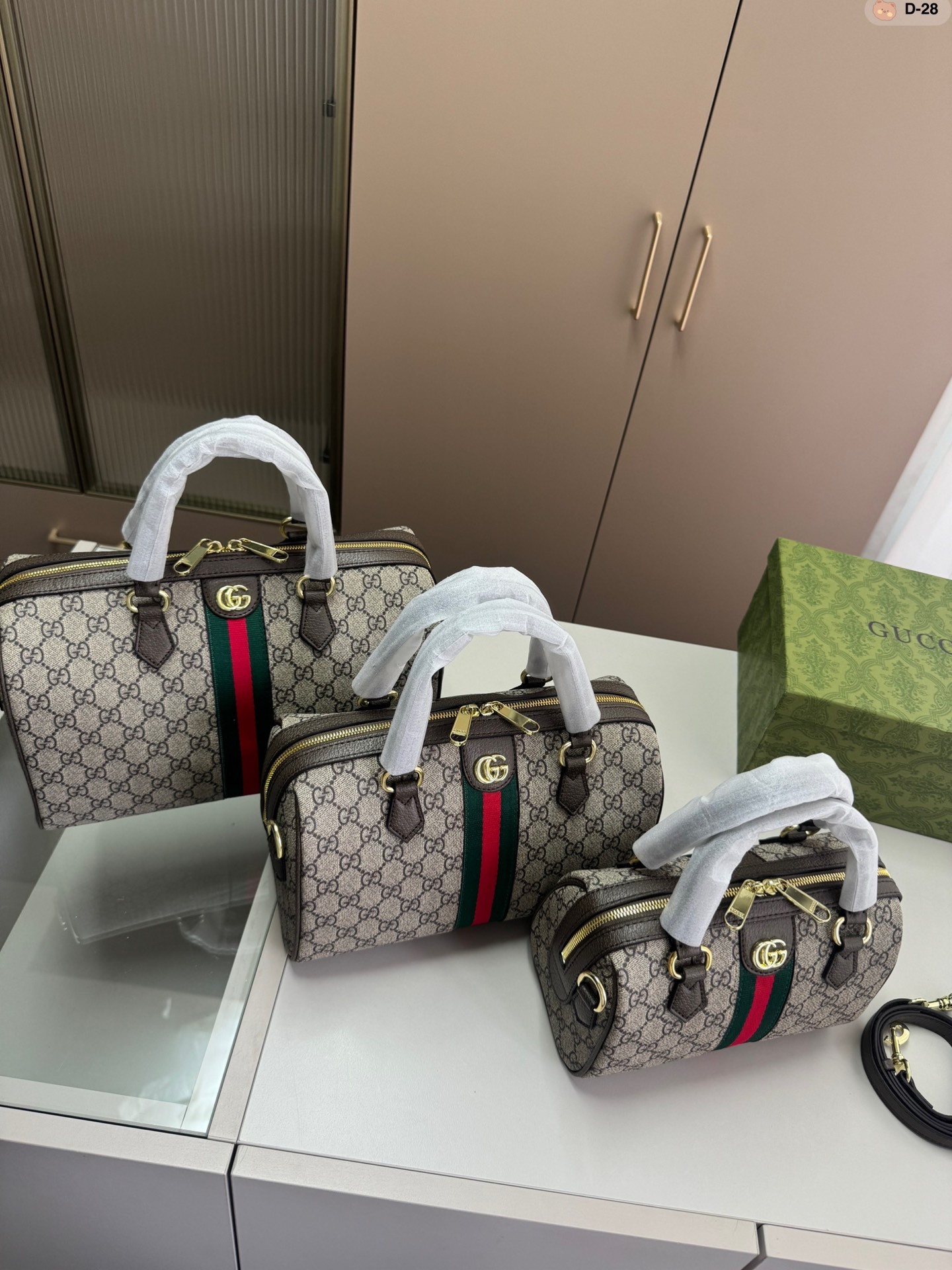 gg-new-arrival-handbag-3849