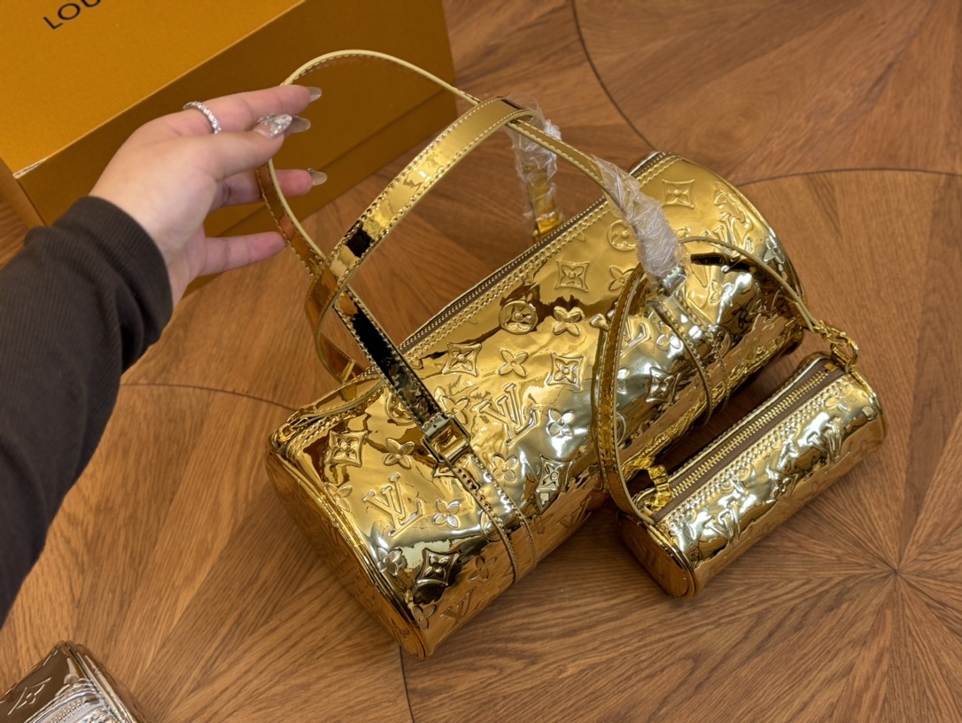 louis-new-arrival-men-and-women-bag-size-30-15cm-6691