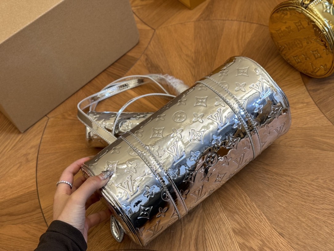 louis-new-arrival-men-and-women-bag-size-30-15cm-6691