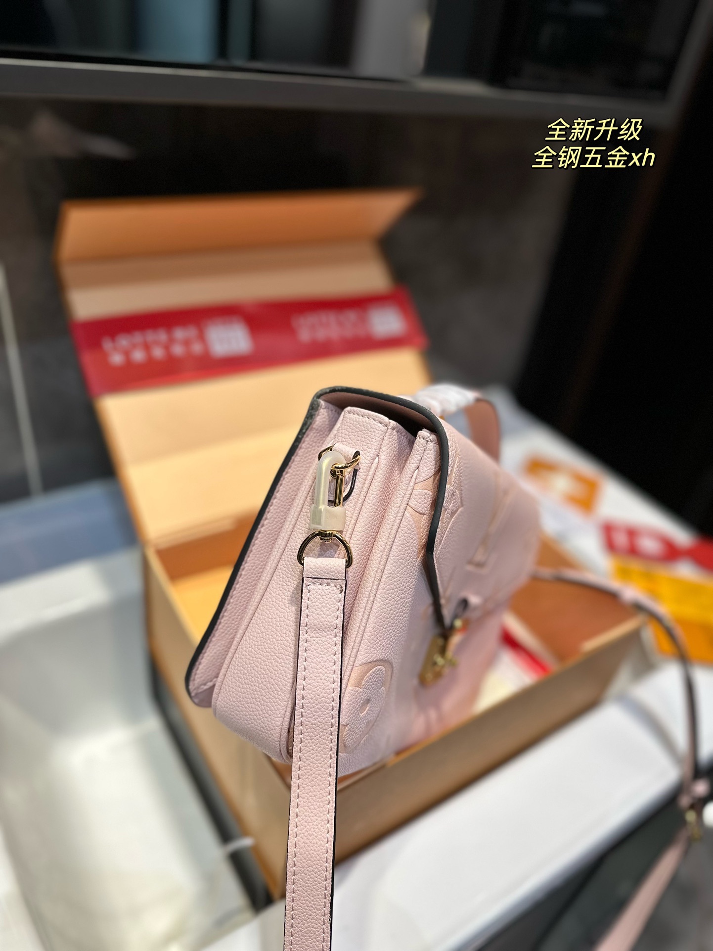 louispochette-m-tis-bag-size-23-6-18-cm-3355