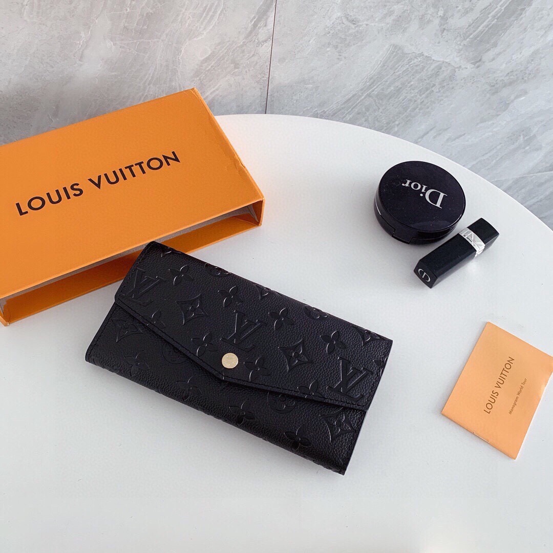 Louis new arrival wallet size;19x10 cm