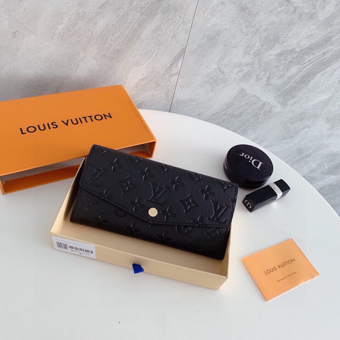 Louis new arrival wallet size;19x10 cm