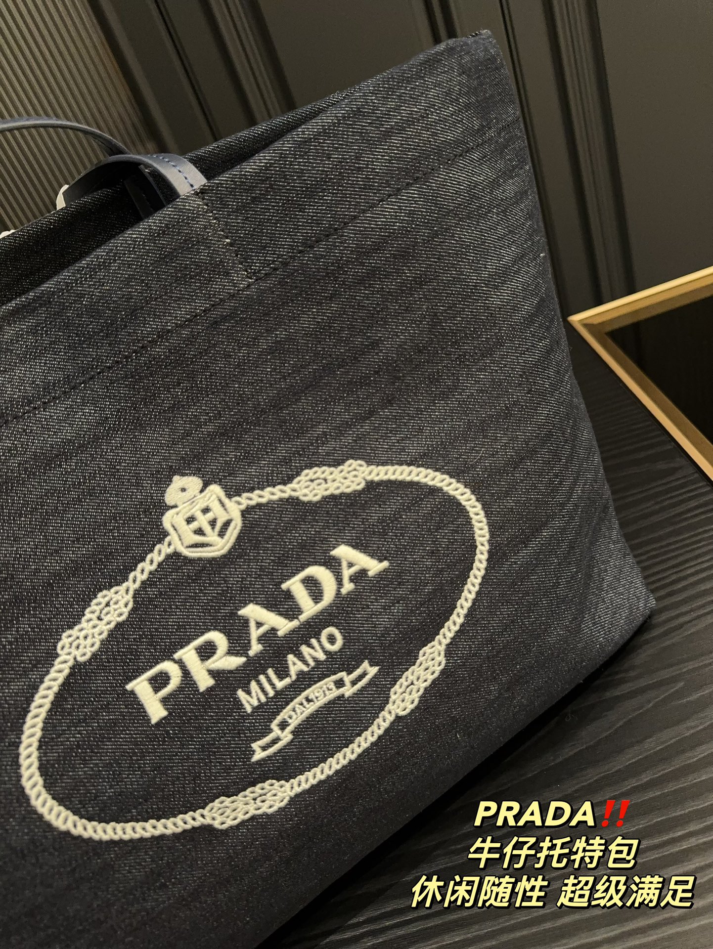 Pra new arrival tote bag size : 36* 29 cm
