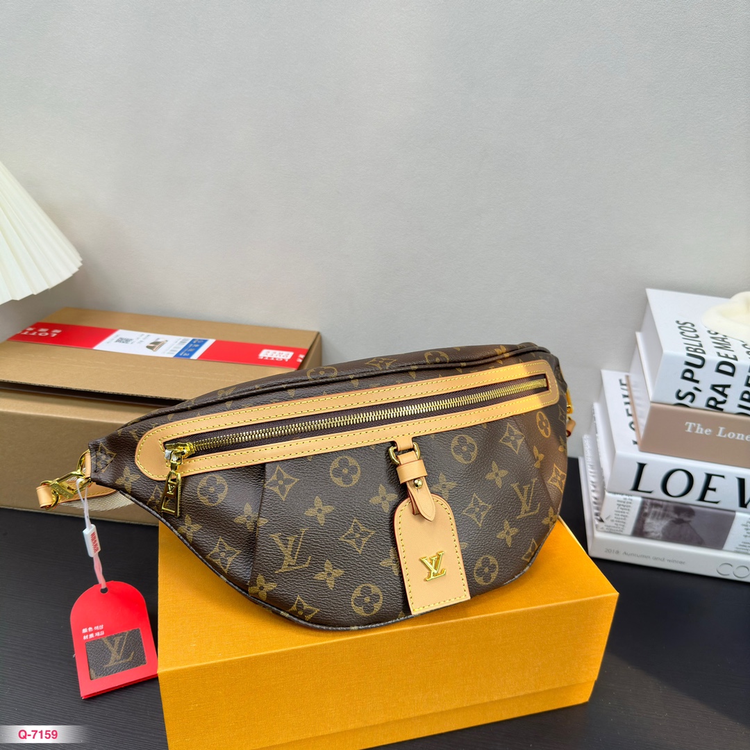 louis-bumbag-men-and-women-new-arrival-bag-size-33-16cm-5100