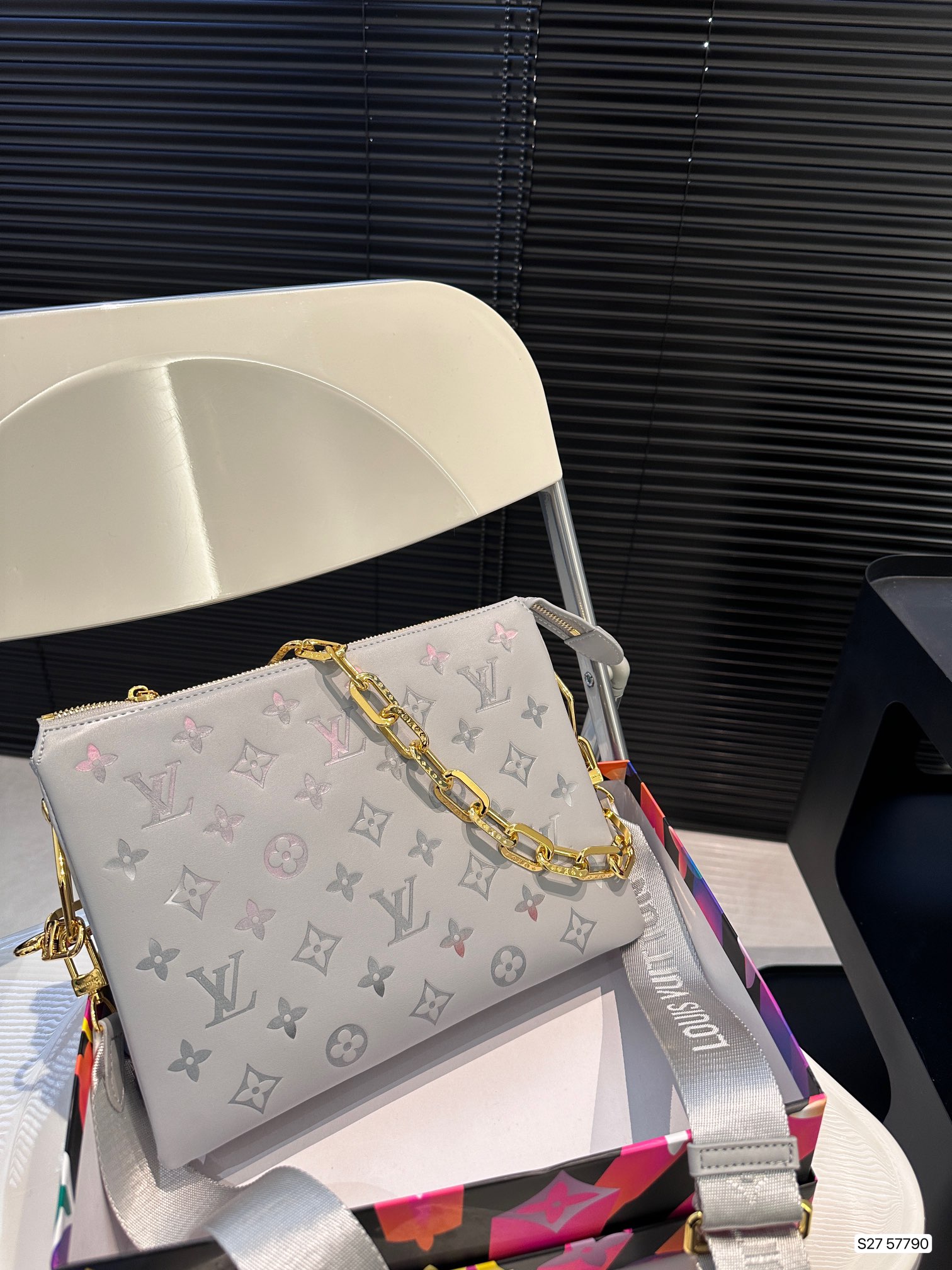 louis-new-arrival-cousin-bag-size-26-20-cm-4769