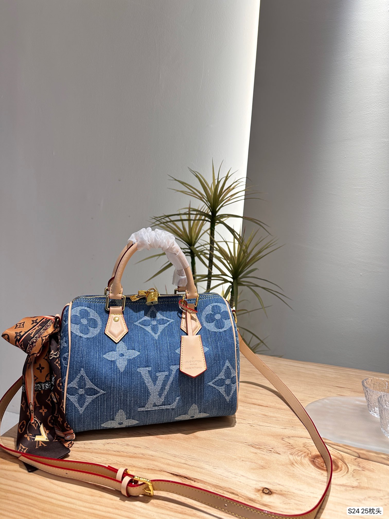 louis-new-arrival-denim-speedy-25-bag-1497