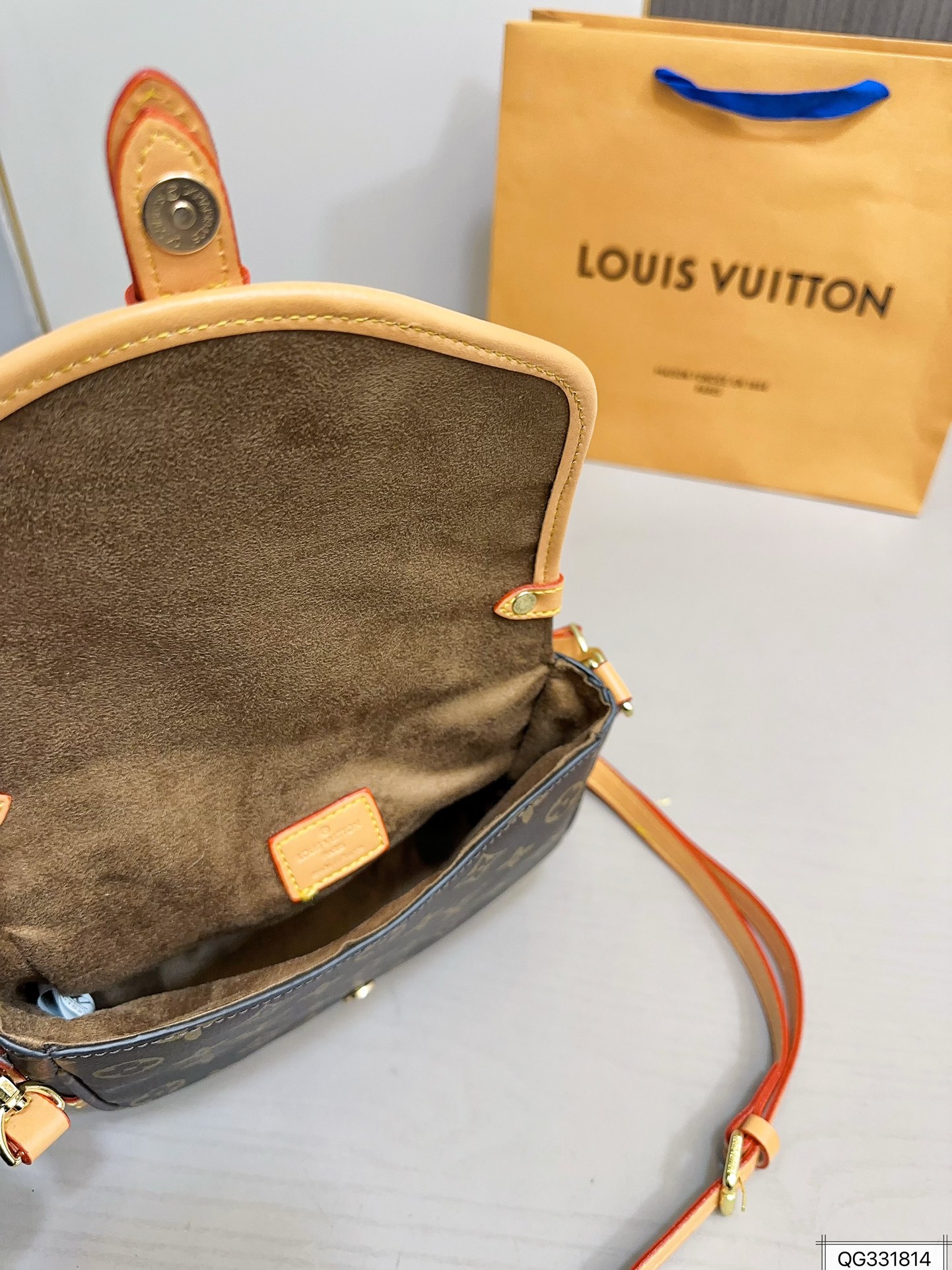 louis-saumur-bb-mini-bag-size-21-17-cm-1865