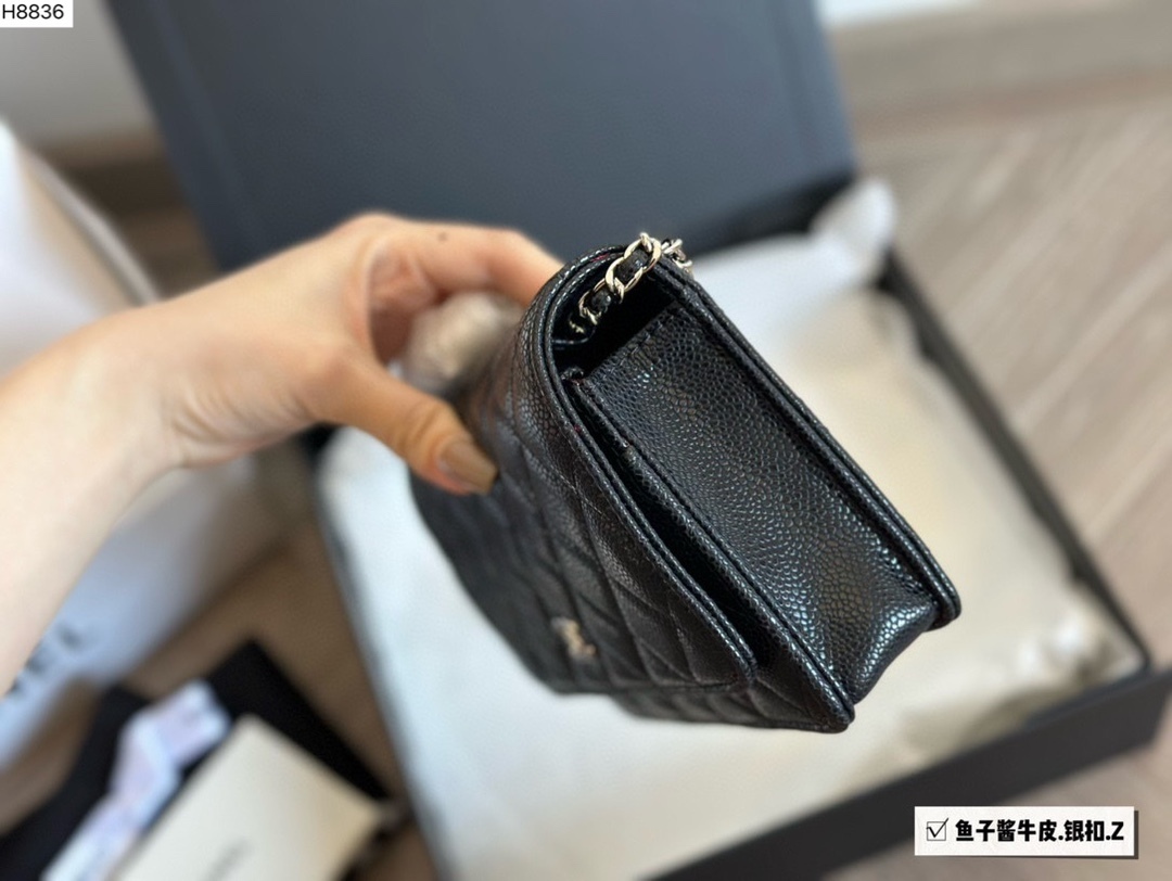 cc-new-arrival-woc-caviar-leather-bag-size-19-12cm-9970