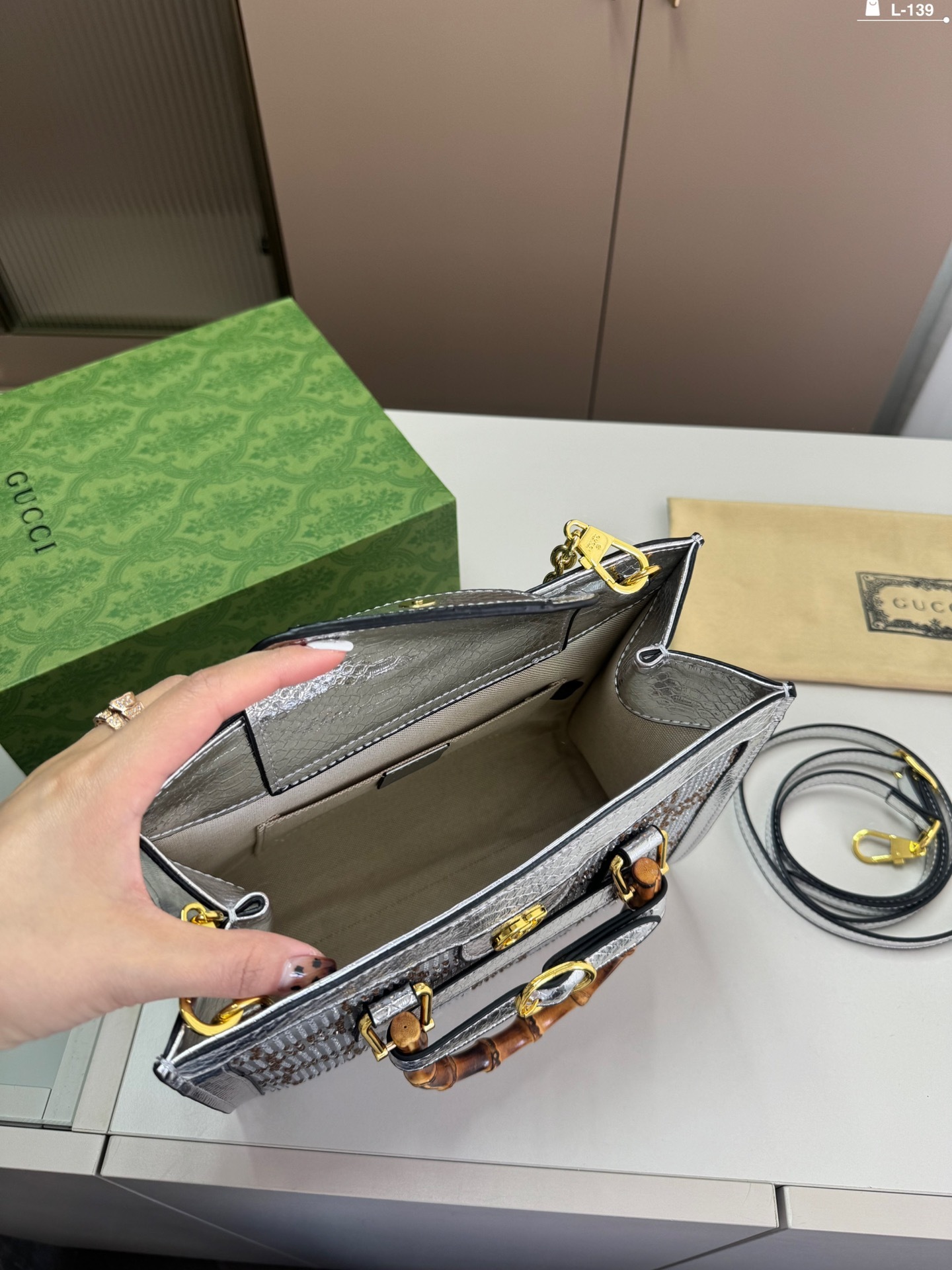 gg-new-arrival-tote-bag-size-27-10-22-cm-3410