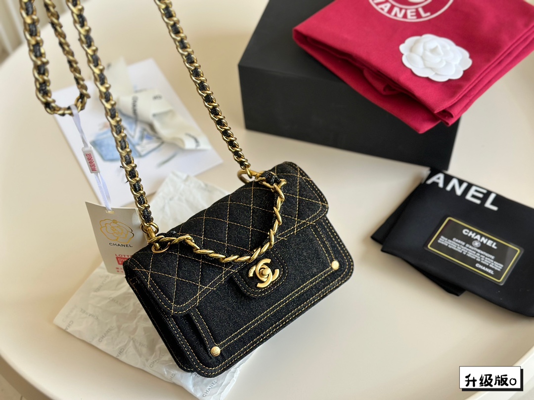 CC new arrival 23s denim bag size: 19*14 cm