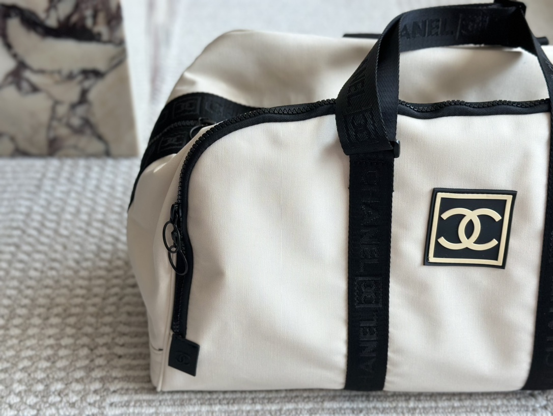 cc-new-arrival-traval-bag-size-50-26cm-2363