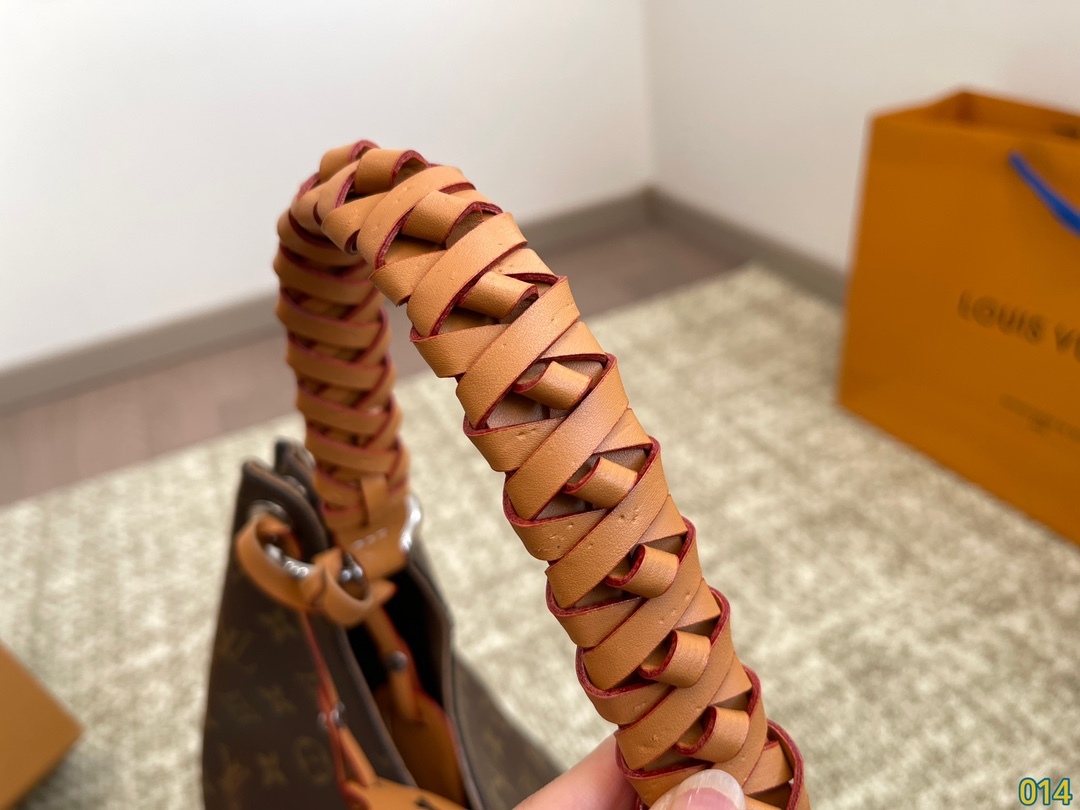 louis-new-arrival-tote-bag-size-34-28-cm-1226