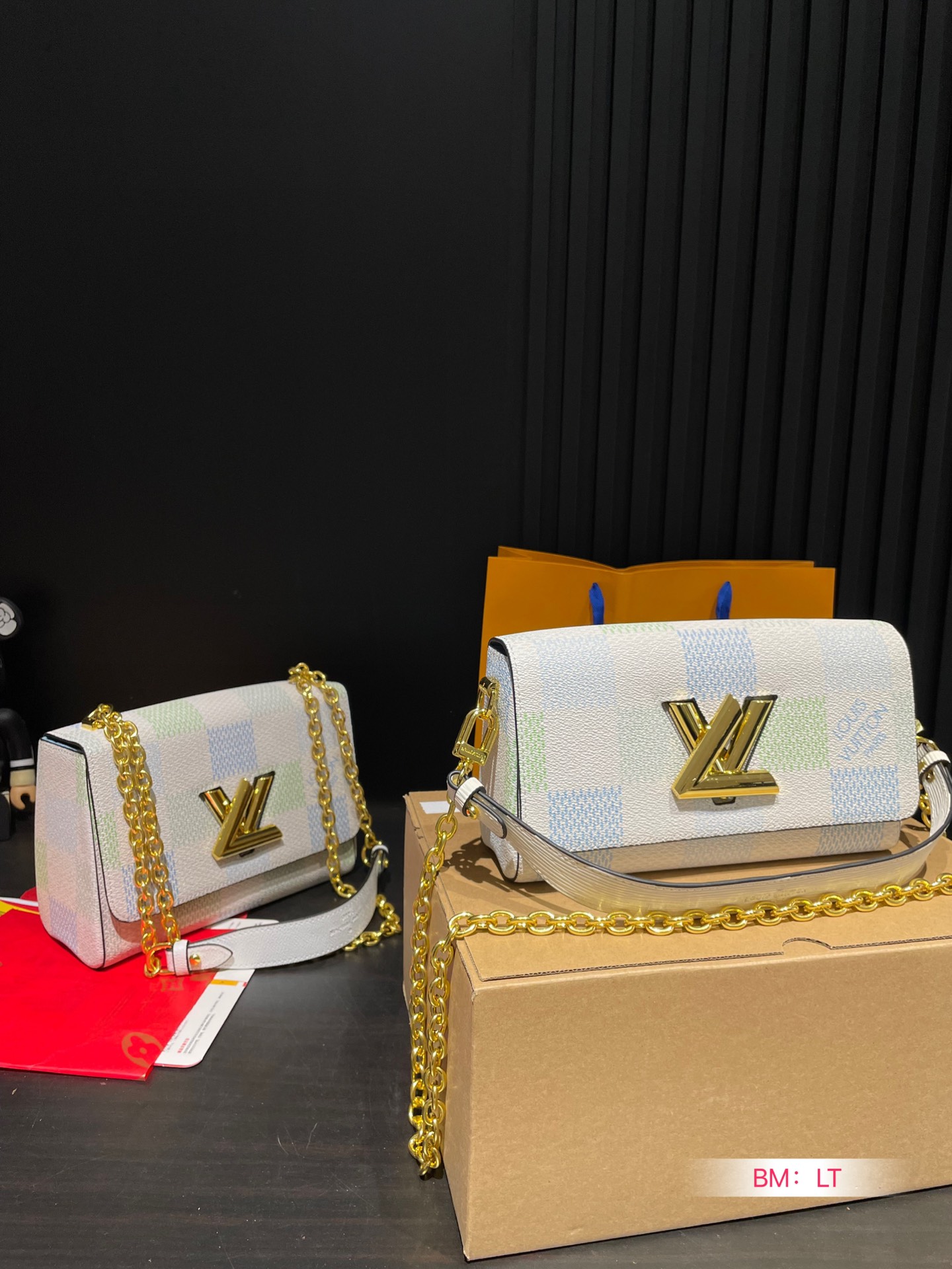 louis-new-arrival-twist-women-bag-7100