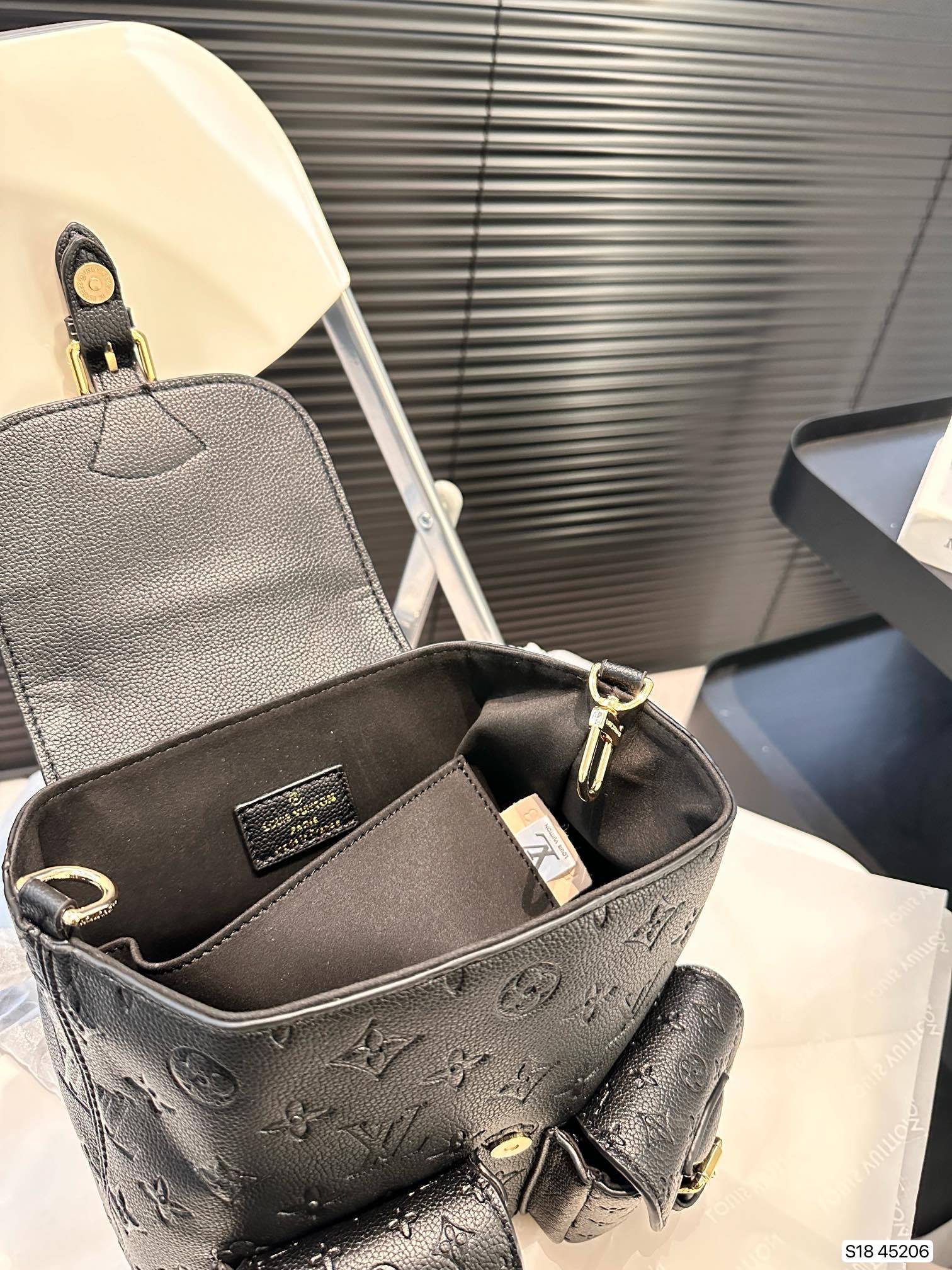 l-excursion-new-arrival-backpack-size-20-9-20cm-2965