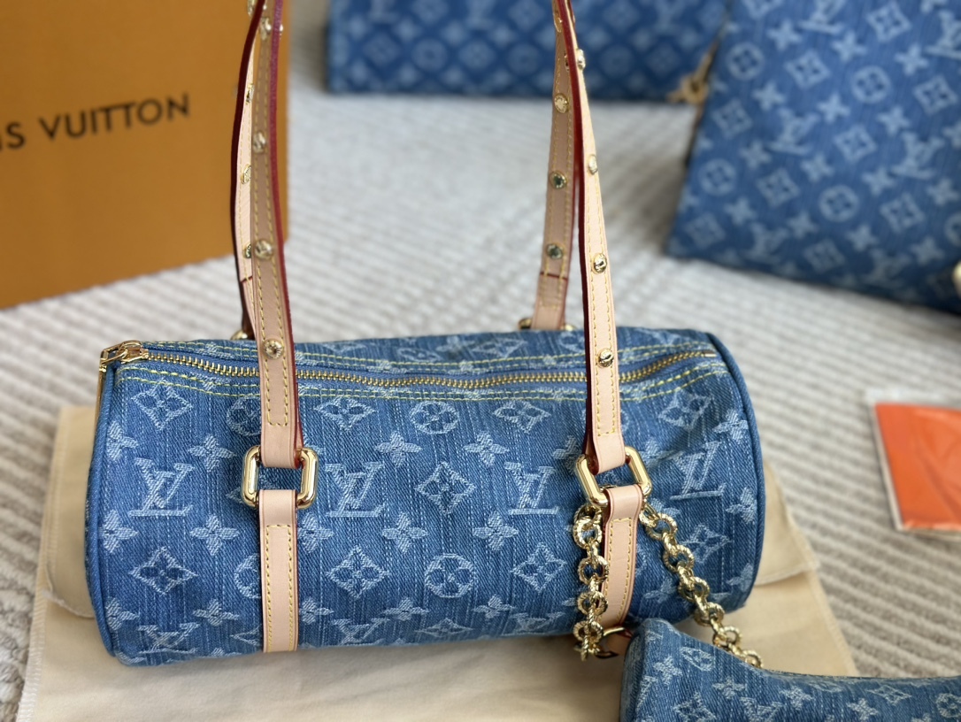 Louis Monogram new arrival denim bag size: 30*15cm