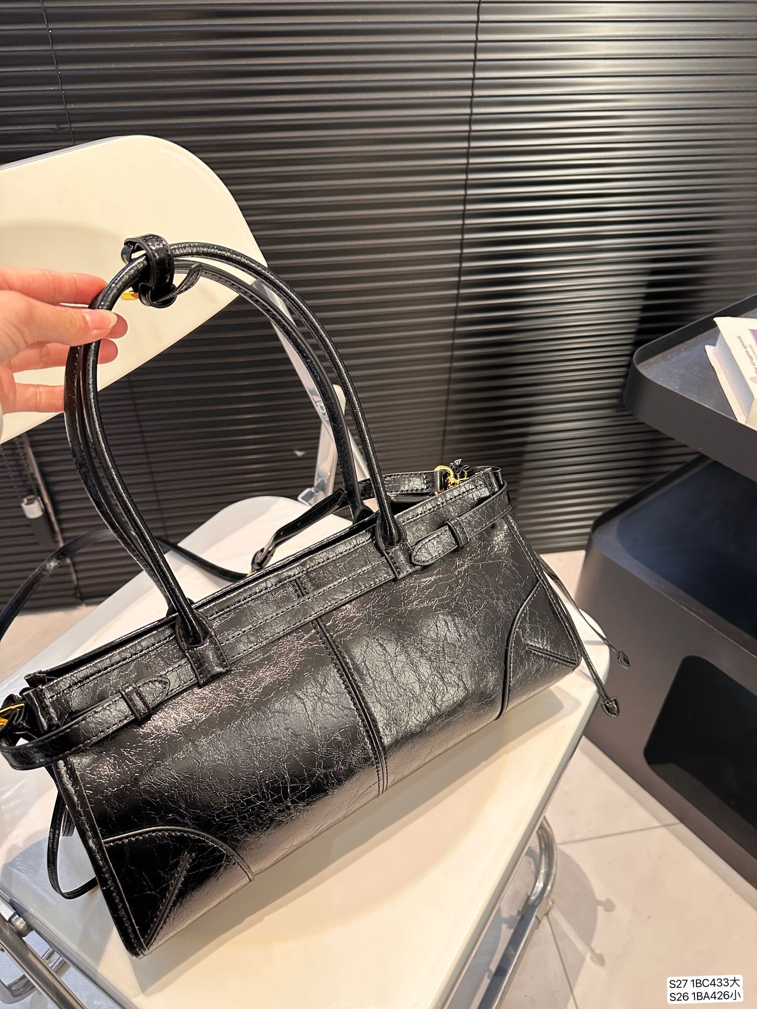 pra-soft-lux-new-arrival-handbag-7947