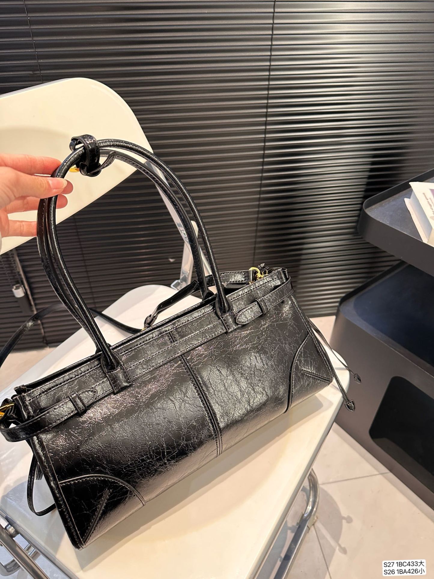 pra-soft-lux-new-arrival-handbag-7947