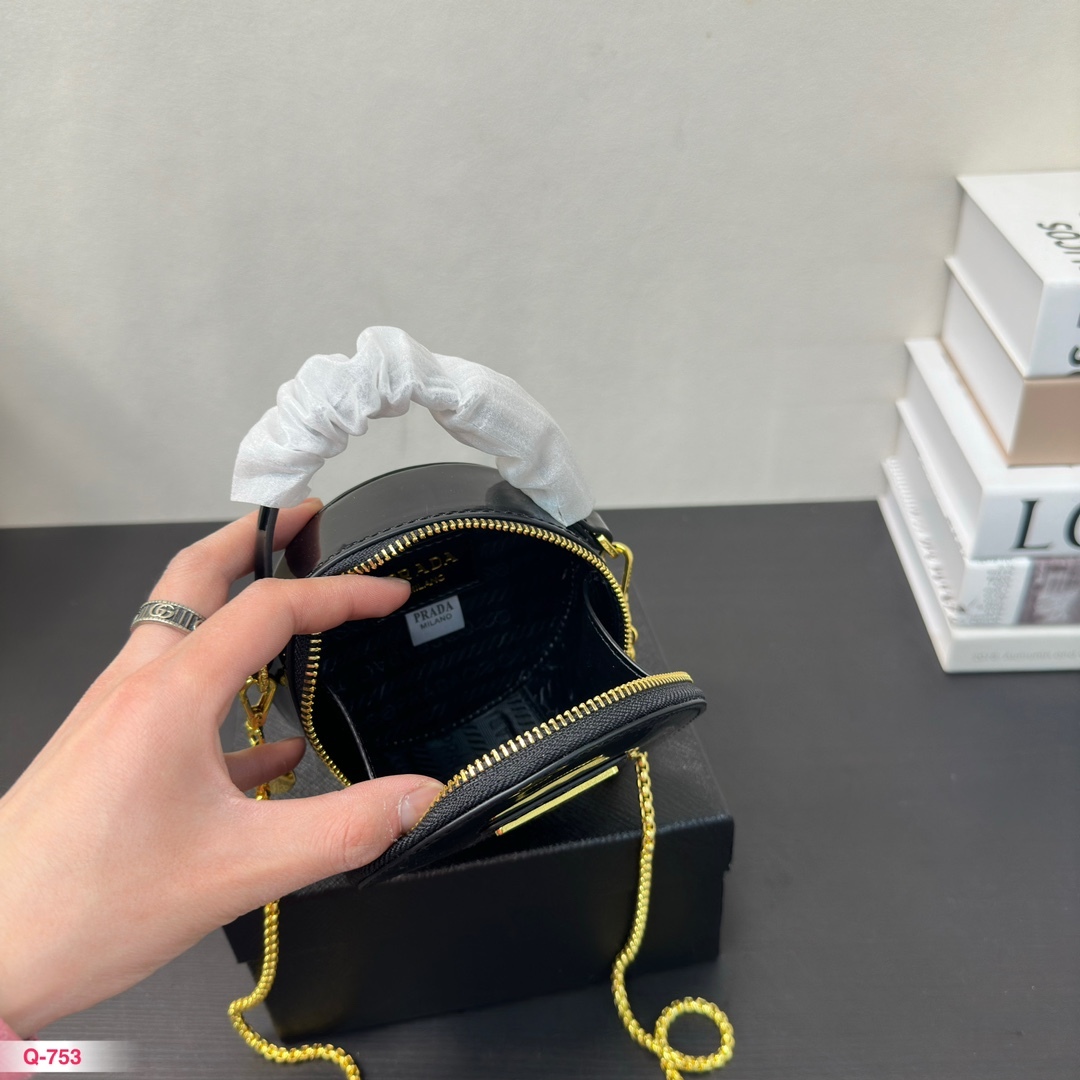 pra-new-arrival-bag-wallet-coin-wallet-size-12-6-12cm-2074