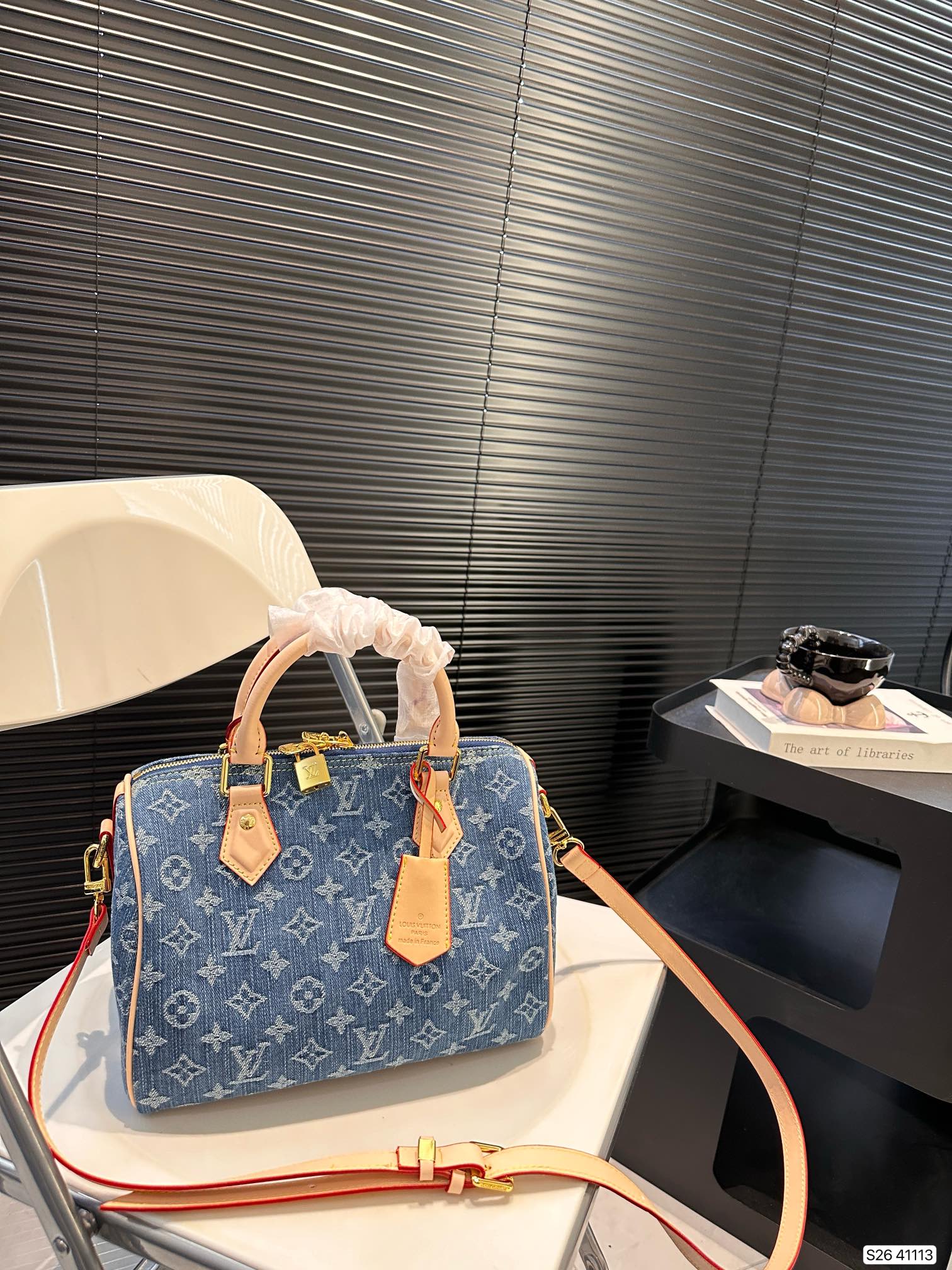 louis-new-arrival-speedy-25-denim-bag-size-25-19-cm-1220