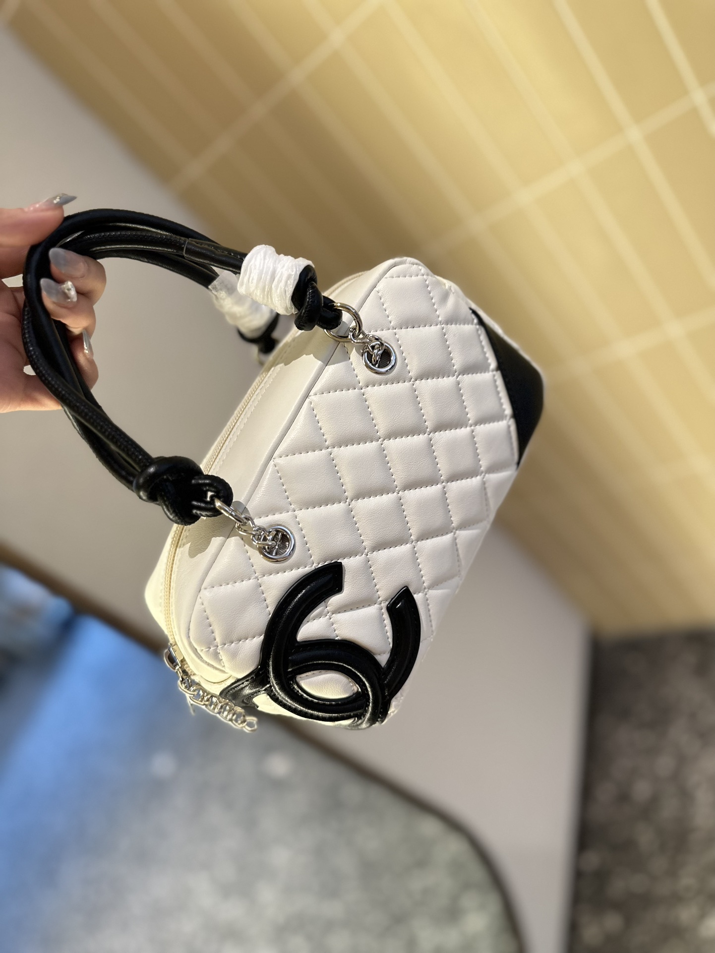 cc-new-arrival-camera-bag-size-22-cm-9432