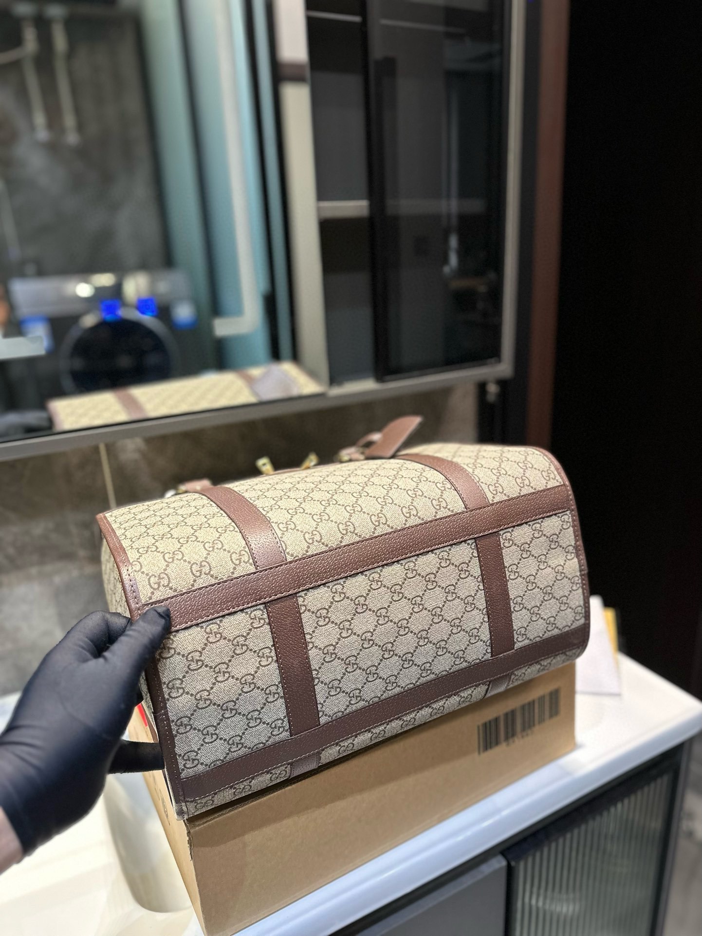 GG new arrival pet bags size: 39*20*32 cm