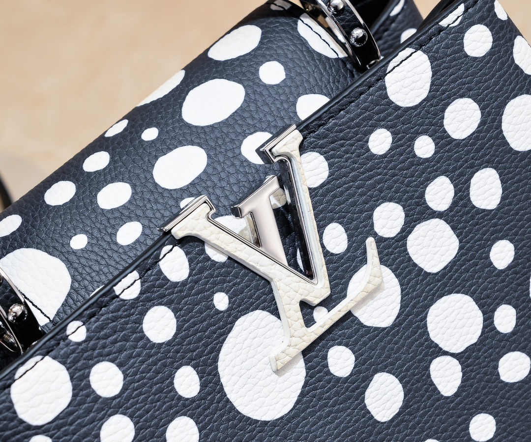 louis-x-yk-capucines-taurillon-new-arrival-bag-size-27-x-18-x-9-cm-2889