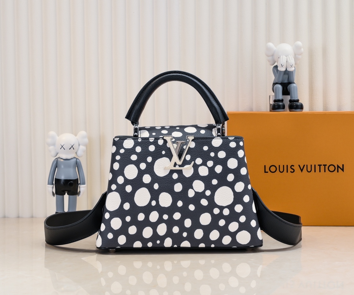 louis-x-yk-capucines-taurillon-new-arrival-bag-size-27-x-18-x-9-cm-2889