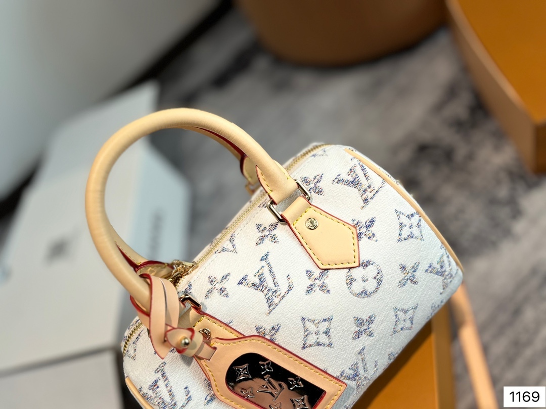 Louis new arrival speedy bag size; 20cm