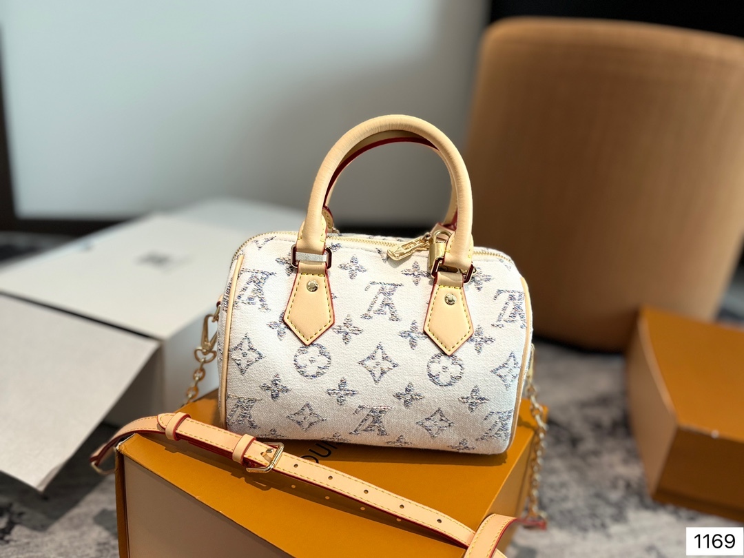 Louis new arrival speedy bag size; 20cm