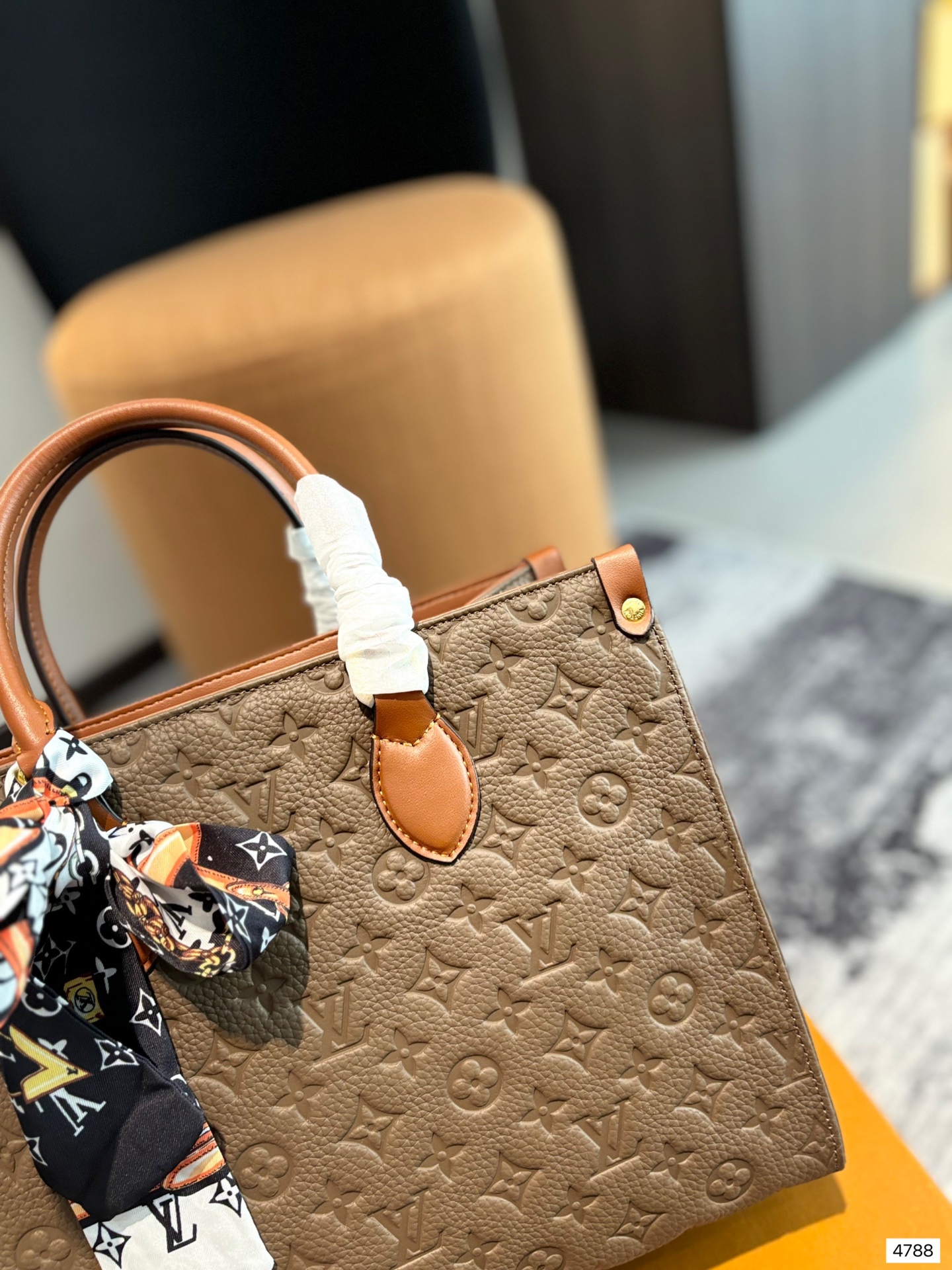 louis-new-arrival-onthego-monogram-empreinte-bag-size-34-cm-6536