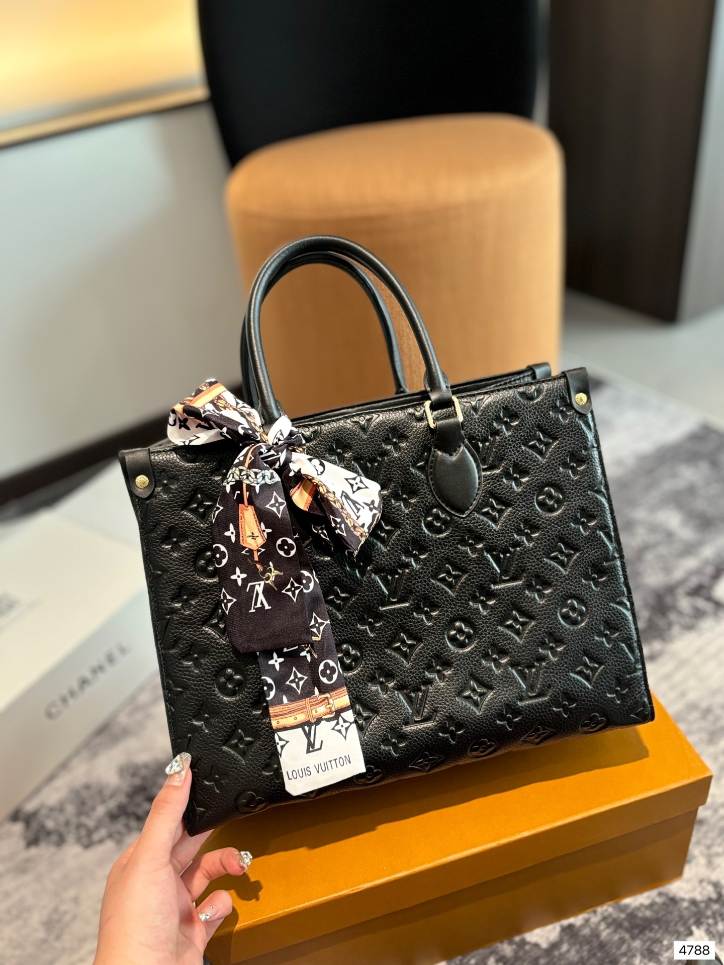 louis-new-arrival-onthego-monogram-empreinte-bag-size-34-cm-6536