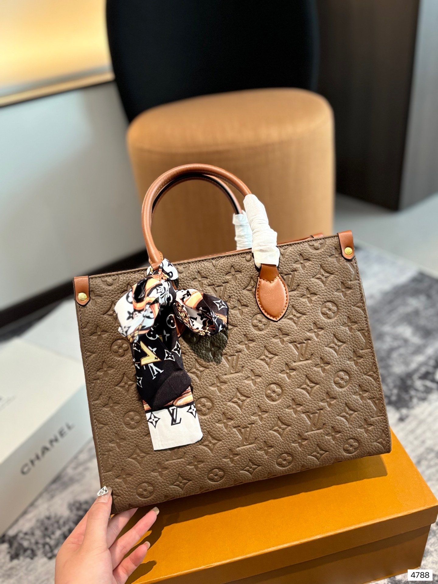 louis-new-arrival-onthego-monogram-empreinte-bag-size-34-cm-6536