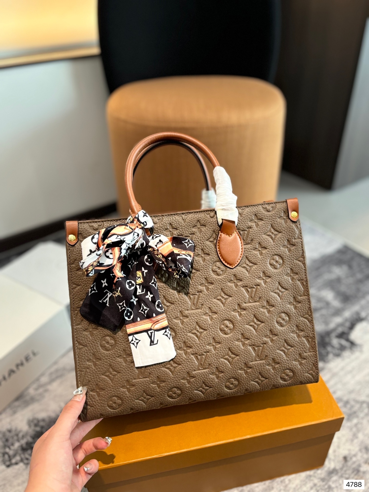 louis-new-arrival-onthego-monogram-empreinte-bag-size-34-cm-6536