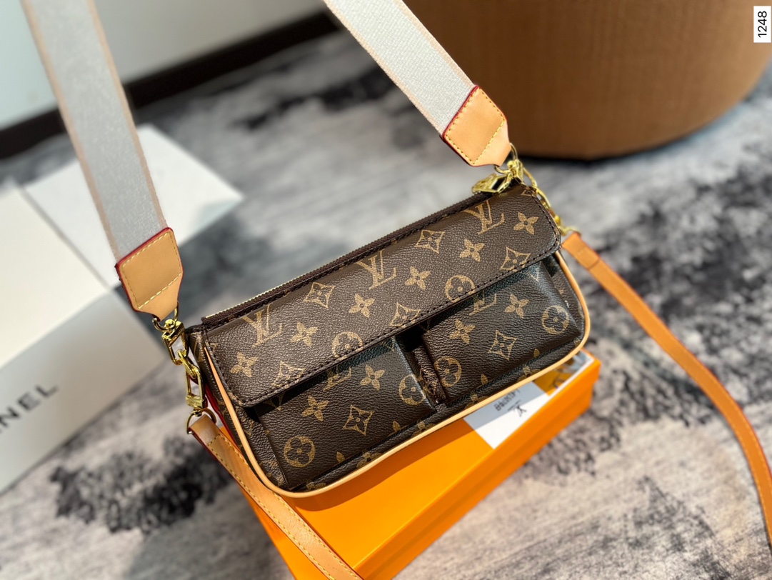 louis-new-arrival-mini-bag-size-24-13-cm-4017