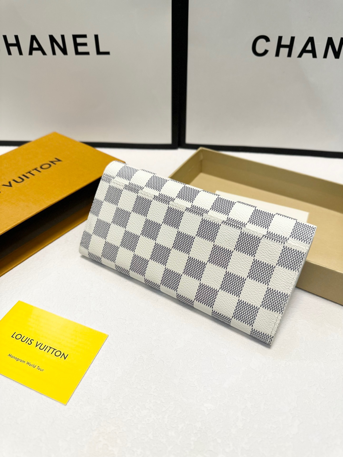 louis-new-arrival-wallet-size-19x10-cm-821