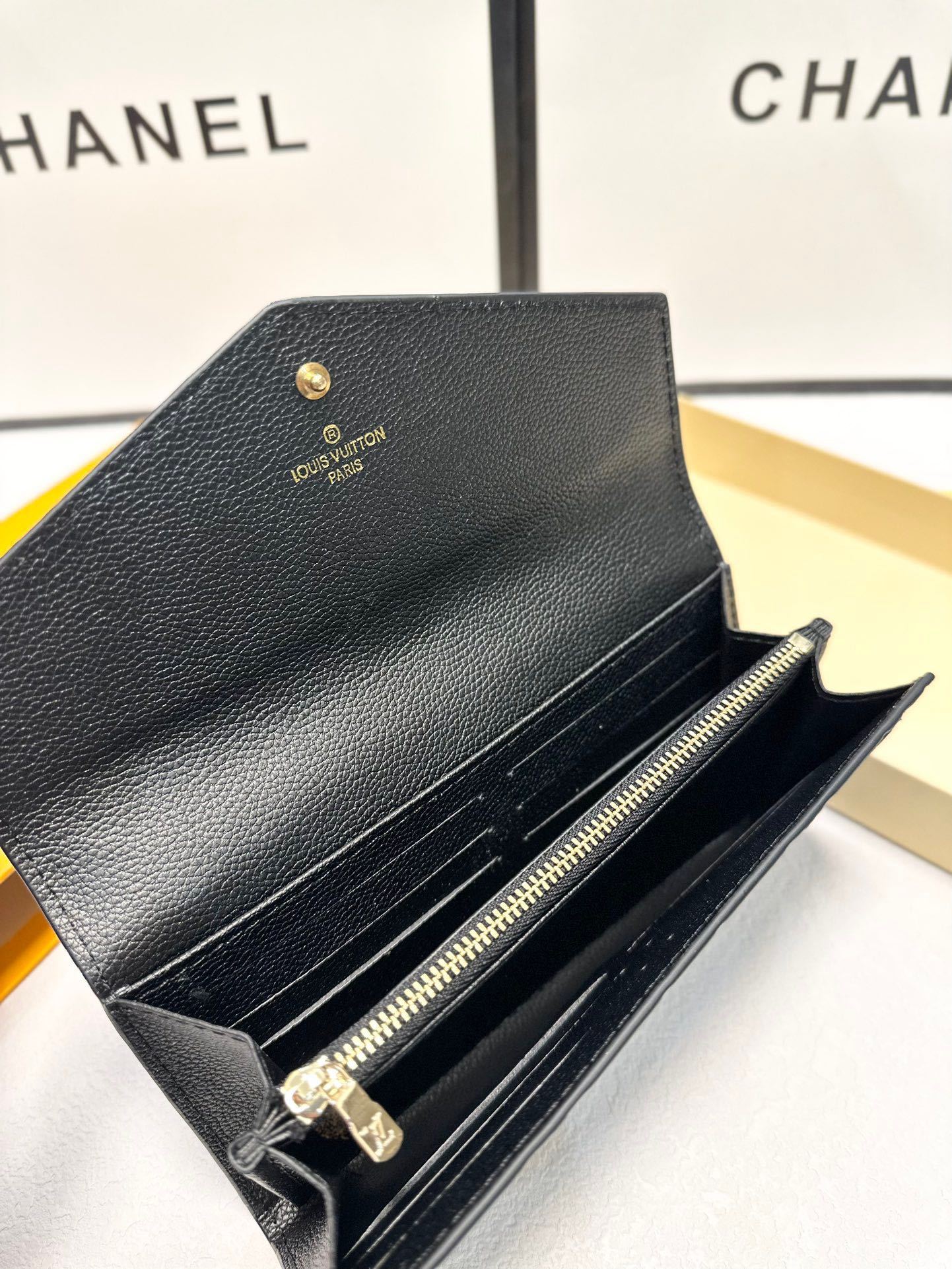 louis-new-arrival-wallet-02-size-19x10-cm-6108