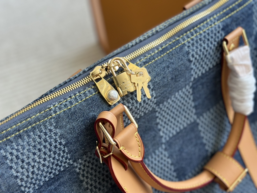 Louis new arrival Keepall45 travel bag size: 45 * 26 cm