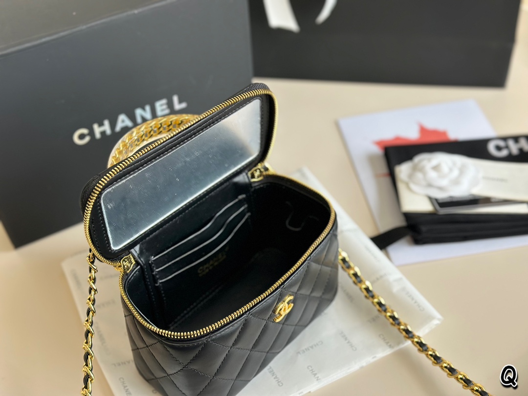 CC new arrival box bag size: 16*10 cm