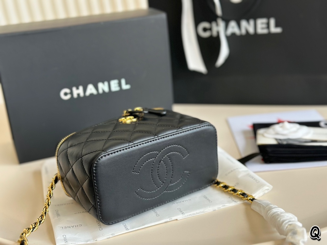 CC new arrival box bag size: 16*10 cm