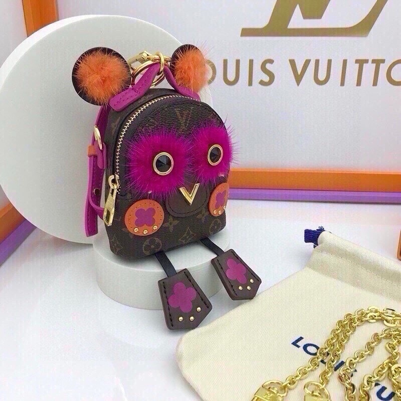 louis-m69552-palm-springs-bear-mini-key-chain-purse-7782