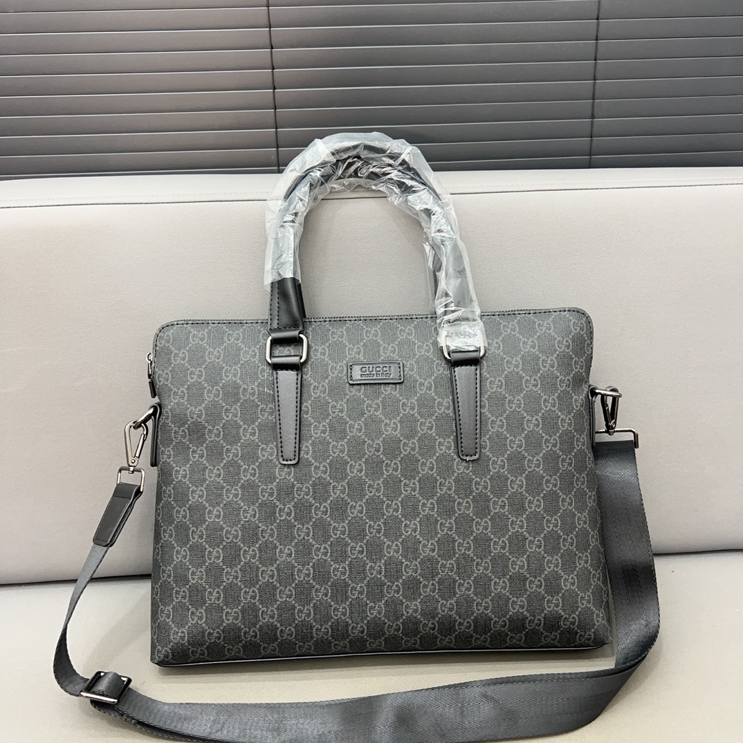 gg-new-arrival-men-and-women-handbag-size-28-x-38-cm-3146