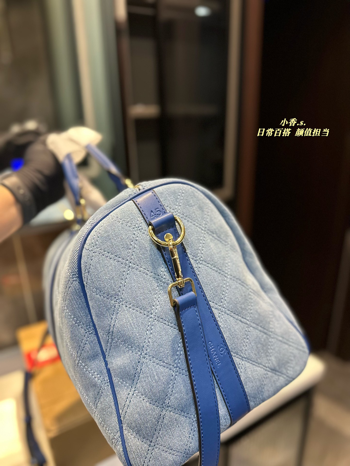 Cc new arrival travel bag size: 45*26 cm