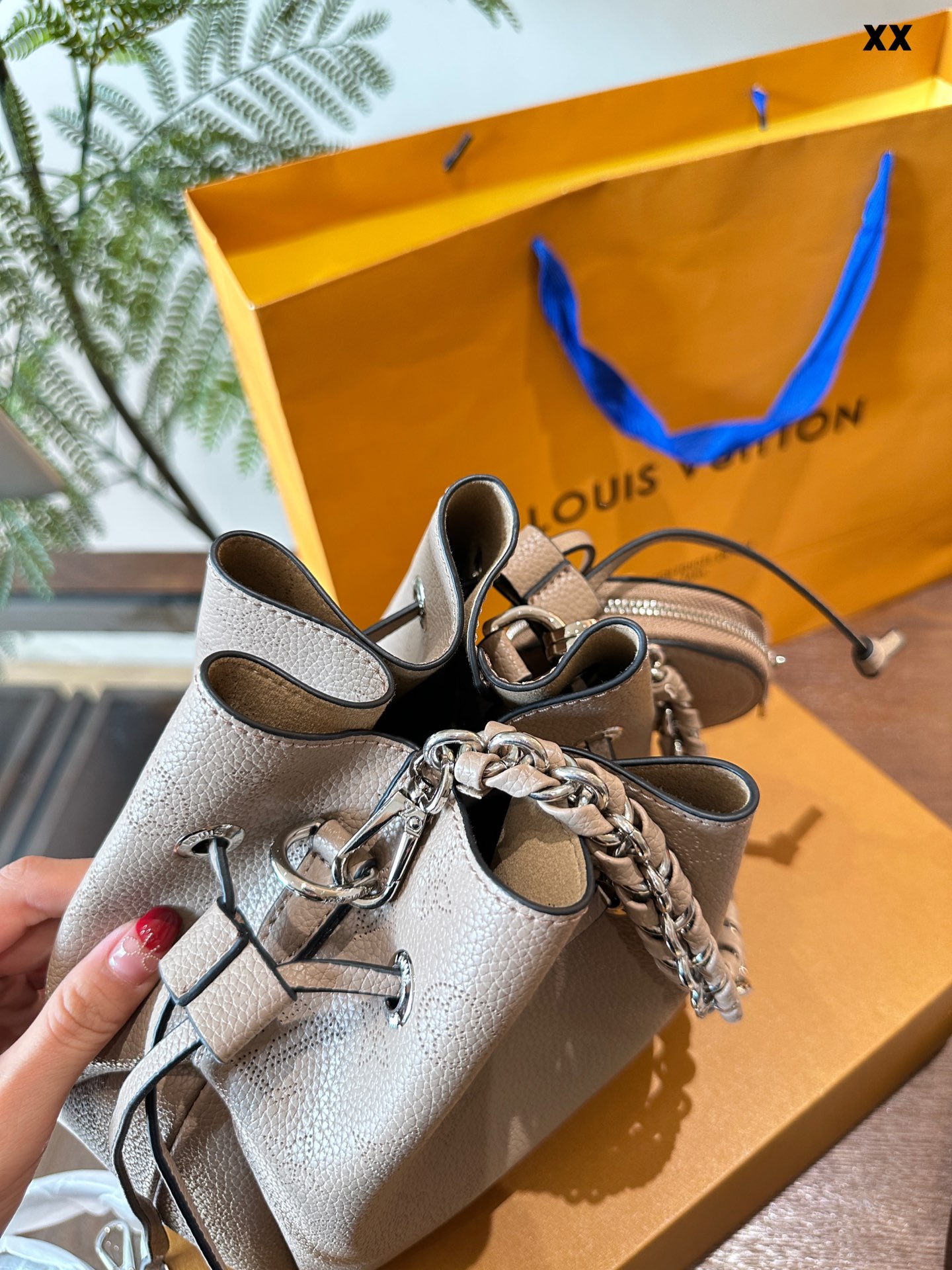 louis-bella-new-arrival-monogram-bag-size-19x22x14-cm-9080