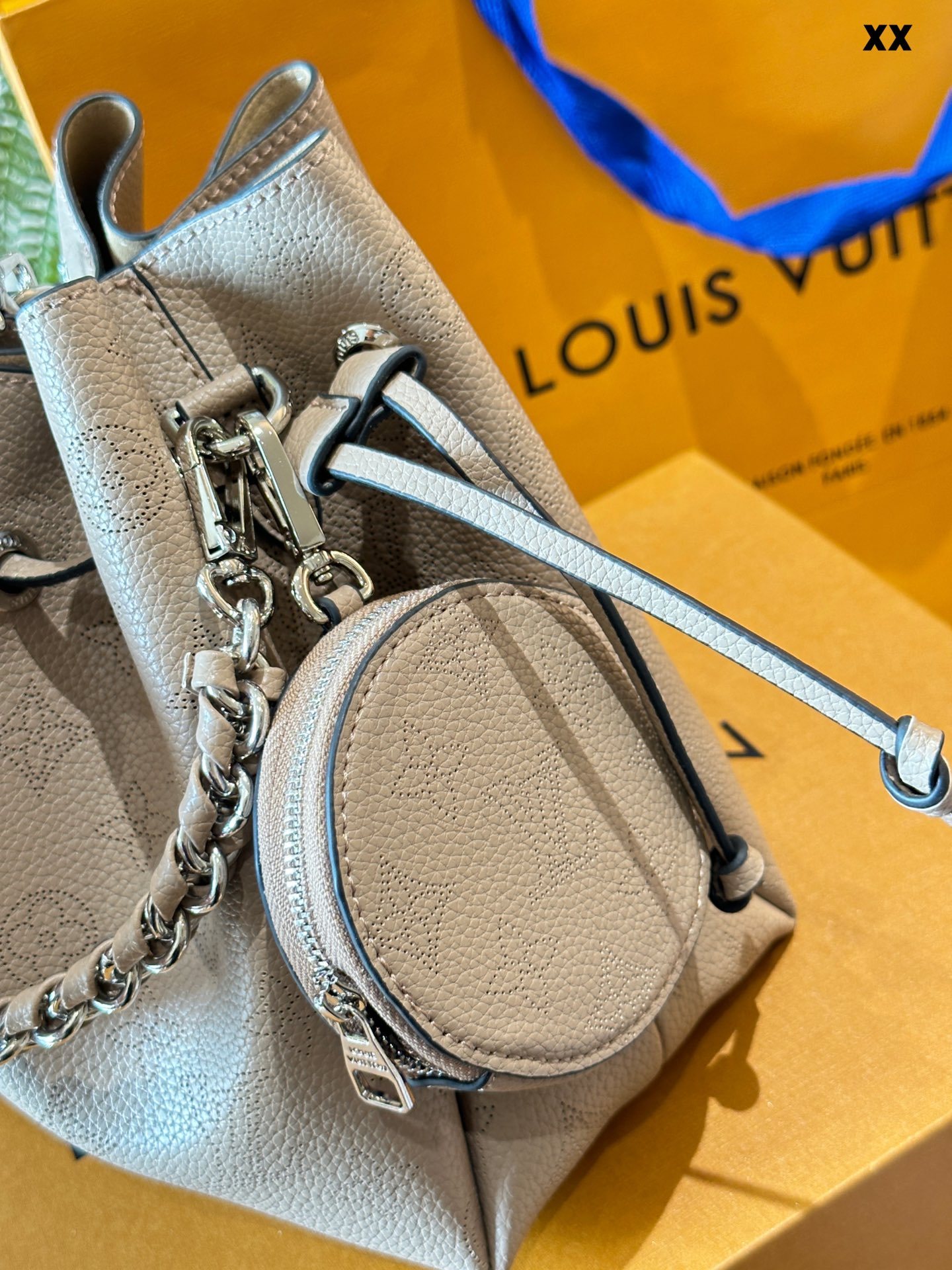 louis-bella-new-arrival-monogram-bag-size-19x22x14-cm-9080