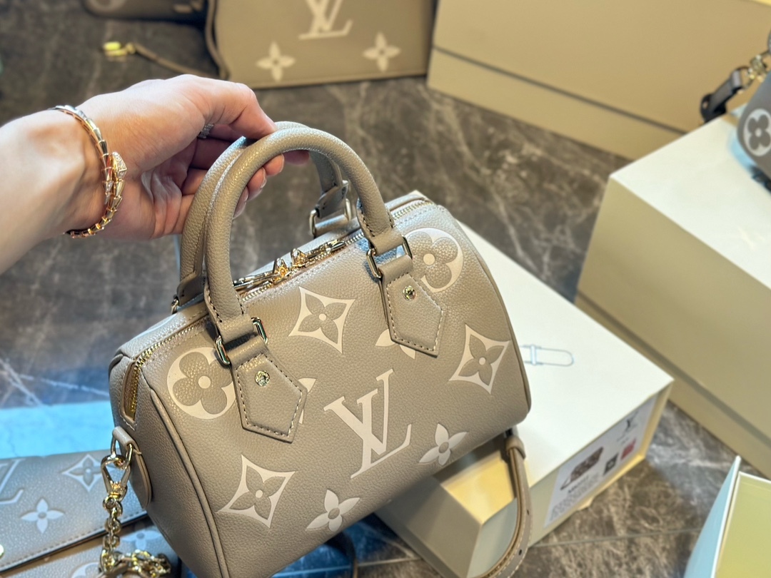 louis-speedy-nano-new-arrival-bag-size-20-cm-4759